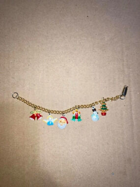 Vintage 60s Holiday Charm Bracelet Gold